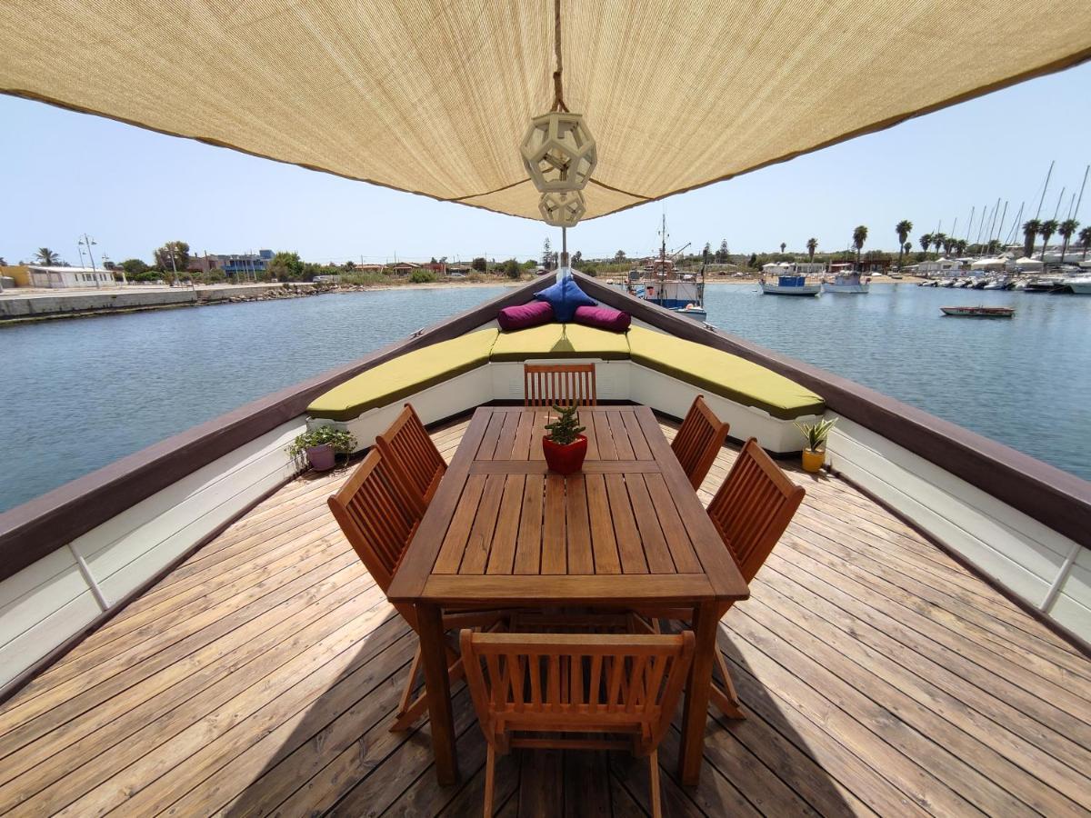 Pillirina House-Boat Hotel Marzamemi Eksteriør billede