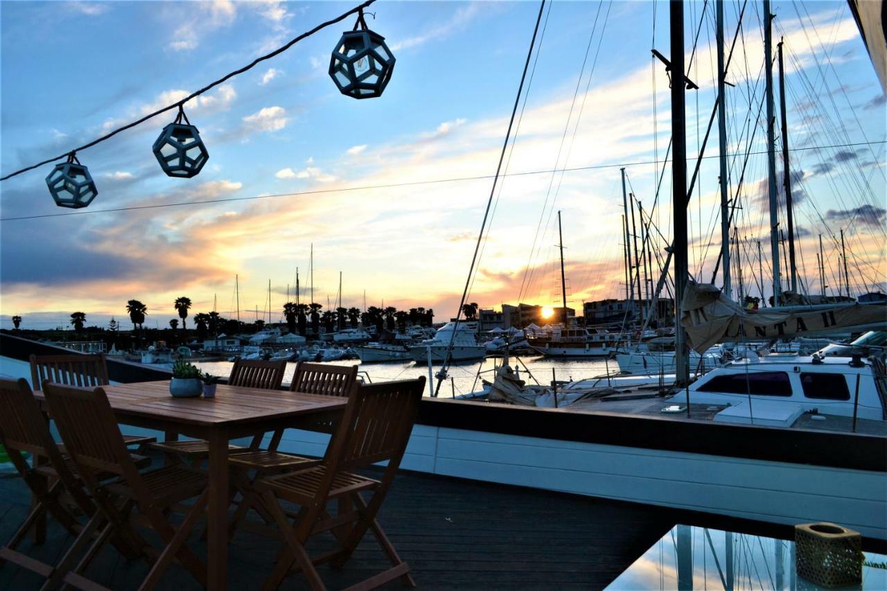 Pillirina House-Boat Hotel Marzamemi Eksteriør billede