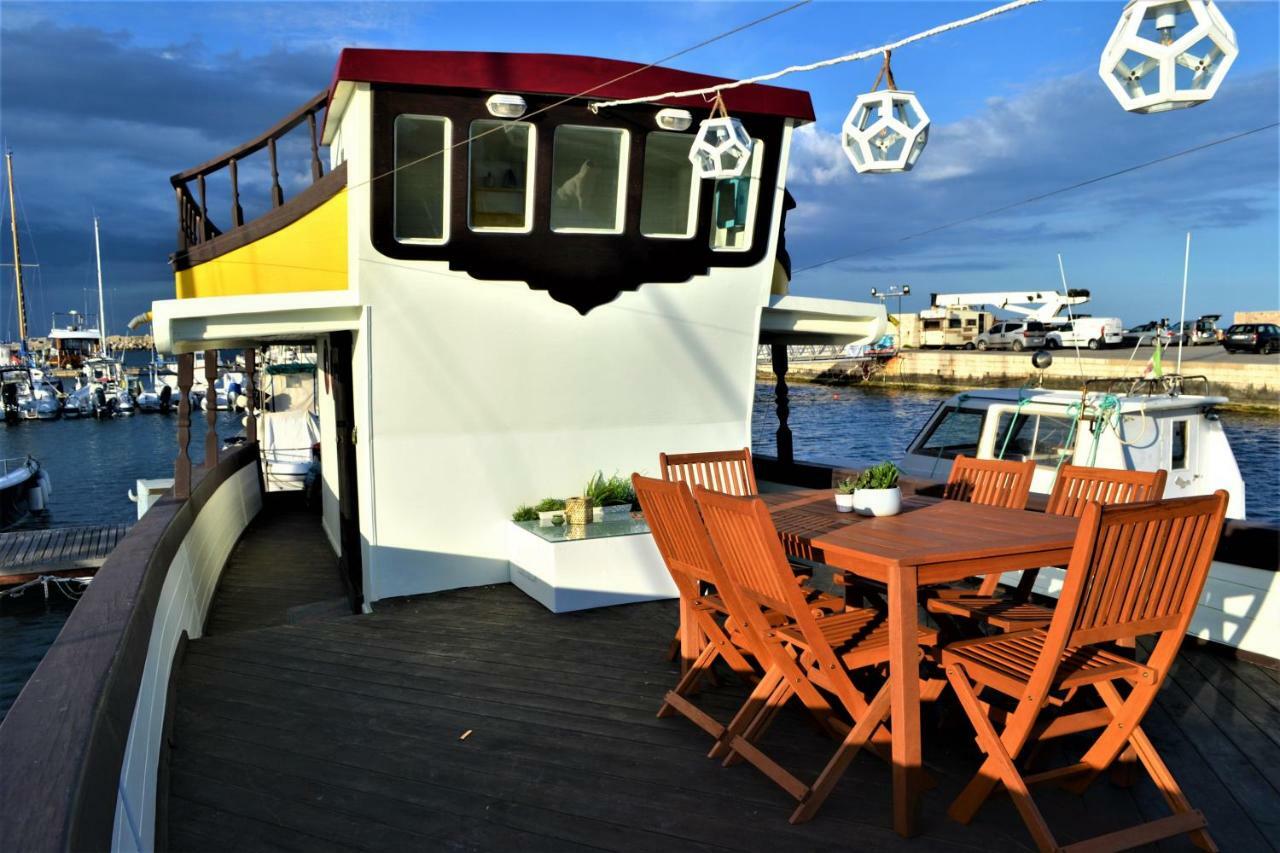 Pillirina House-Boat Hotel Marzamemi Eksteriør billede